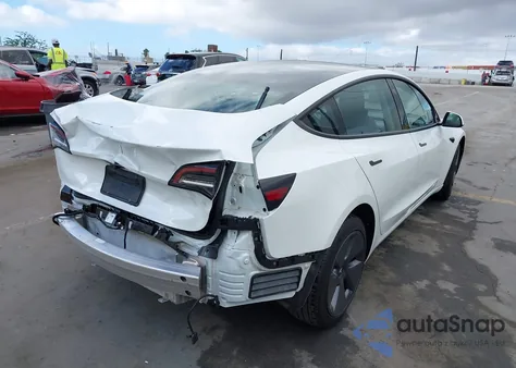 2022 Tesla Model 3 Rear-Wheel Drive из США, поврежденный, VIN 5YJ3E1EA8NF245112